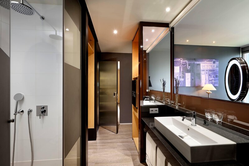 Meliá Barcelona Sky 35