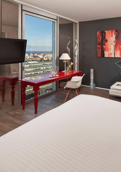 Meliá Barcelona Sky 44