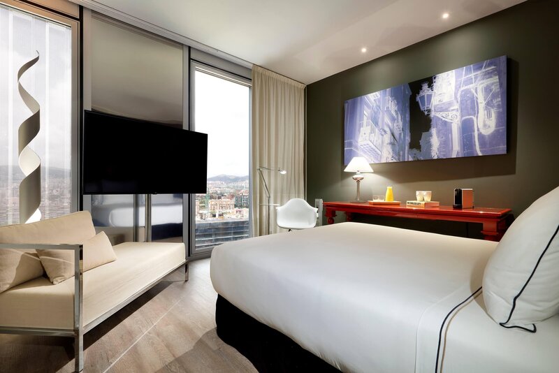 Meliá Barcelona Sky 50