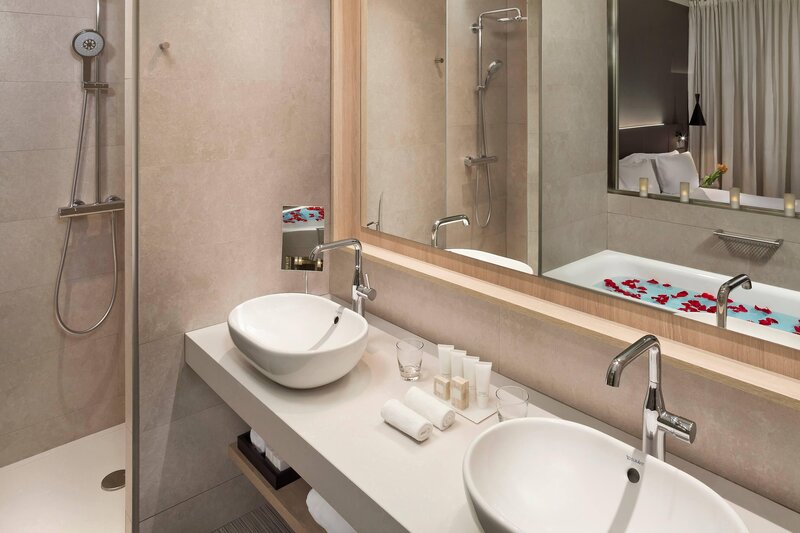 Meliá Barcelona Sky 59