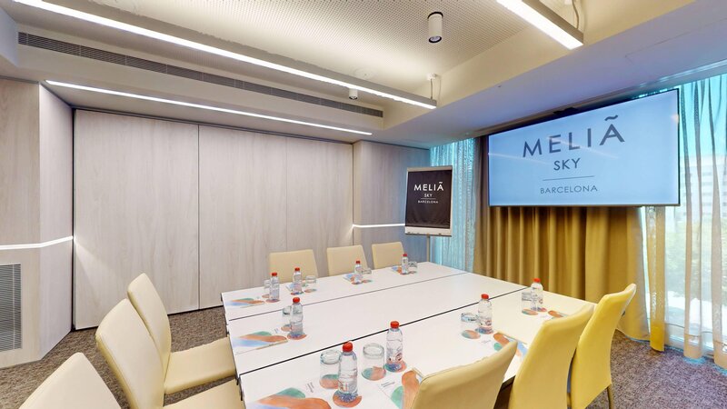 Meliá Barcelona Sky 104