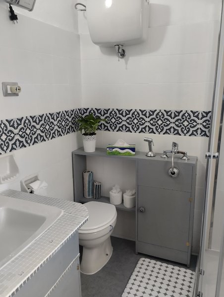 Al Passo Di Thalia 1 - Bathroom Example