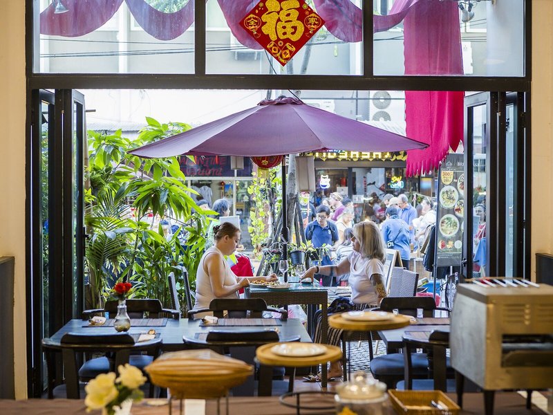 The Experience walking street Chiangmai 17