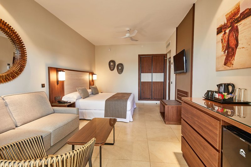 Hotel RIU Jambo 22
