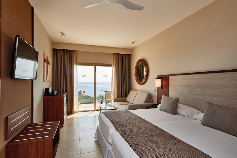 Hotel RIU Jambo 5