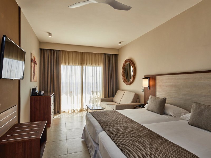 Hotel RIU Jambo 30