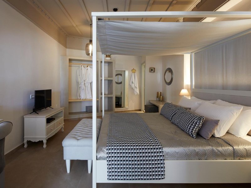 Blue Sea Hotel & Studios 43