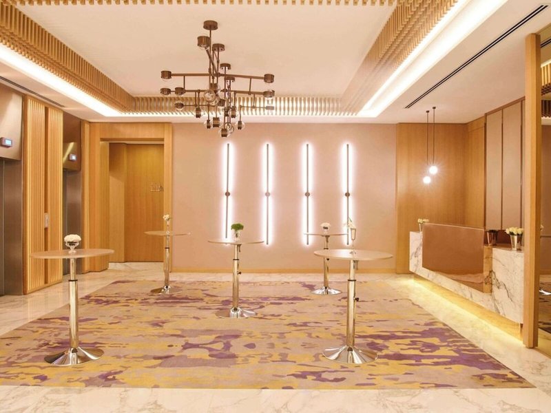 Mövenpick Hotel Istanbul Bosphorus 12