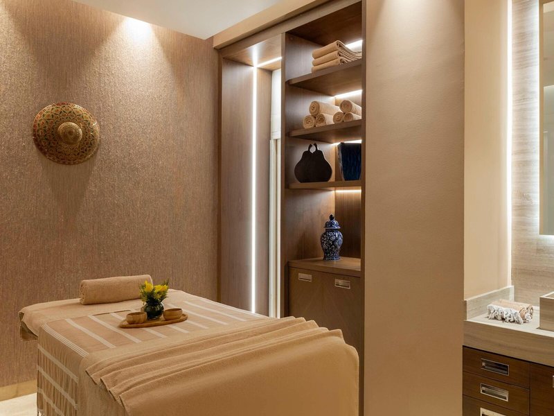 Mövenpick Hotel Istanbul Bosphorus 41