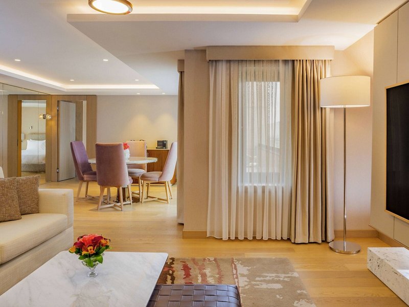 Mövenpick Hotel Istanbul Bosphorus 43