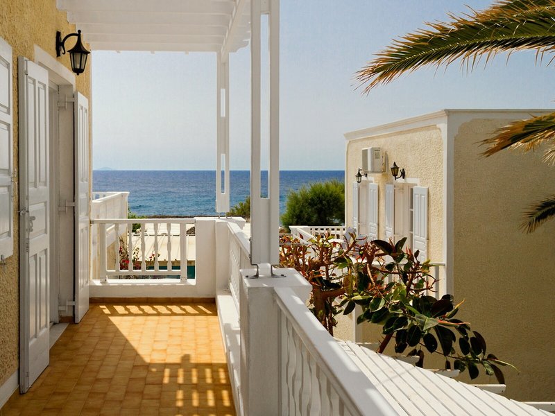 Dolphins Apartments 2