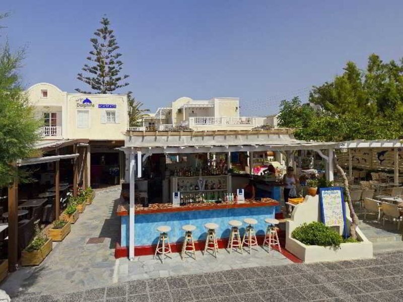 Dolphins Apartments 7