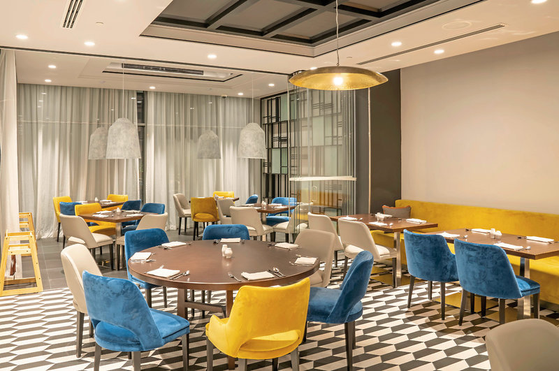 Hyatt Place Dubai Jumeirah 6