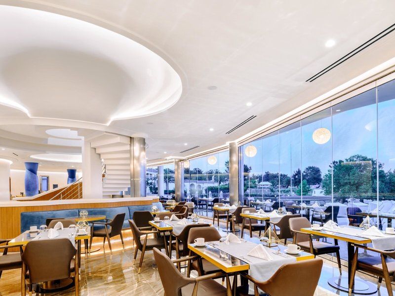 Alexandra Elegance 10