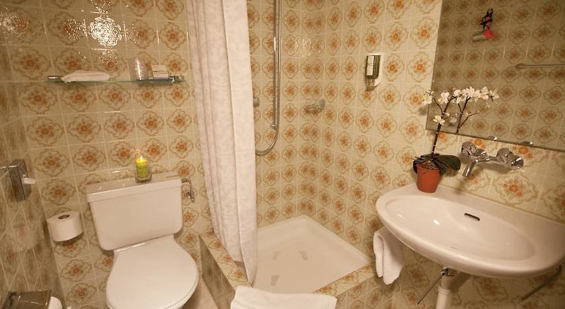 Hotel Cabana 4