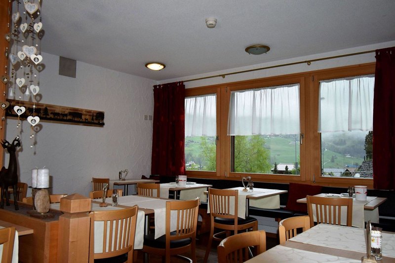 Hotel Cabana 5