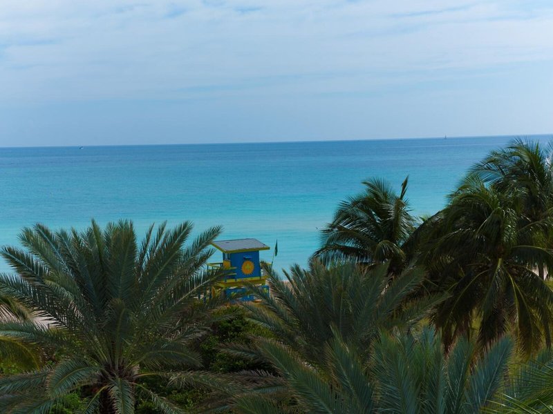 The Broadmoor Miami Beach 12