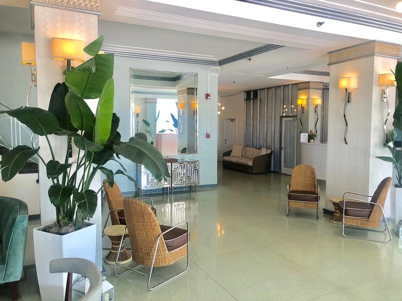 The Broadmoor Miami Beach 23