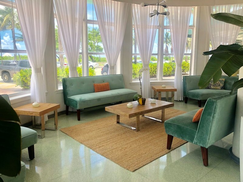 The Broadmoor Miami Beach 25