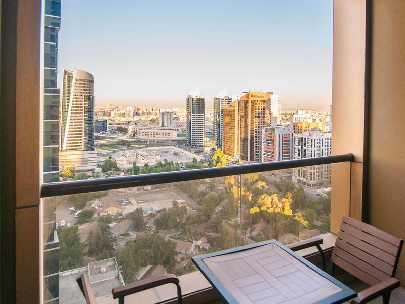 Mercure Dubai Barsha Heights Hotel Suites 2