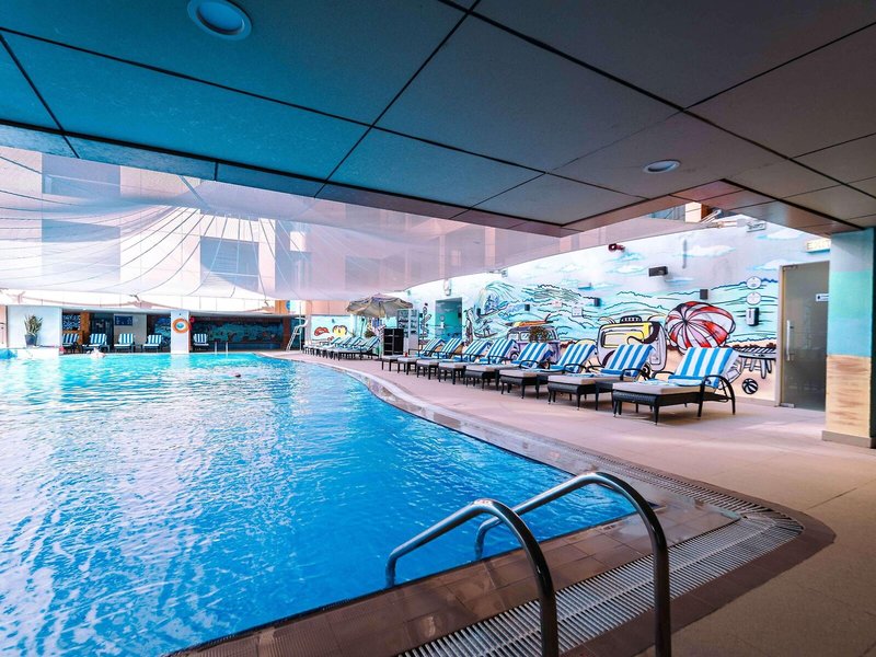 Mercure Dubai Barsha Heights Hotel Suites 7