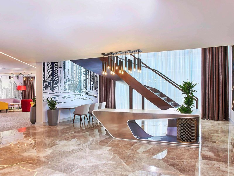 Mercure Dubai Barsha Heights Hotel Suites 10