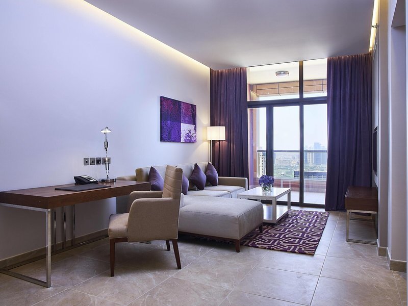 Mercure Dubai Barsha Heights Hotel Suites 33