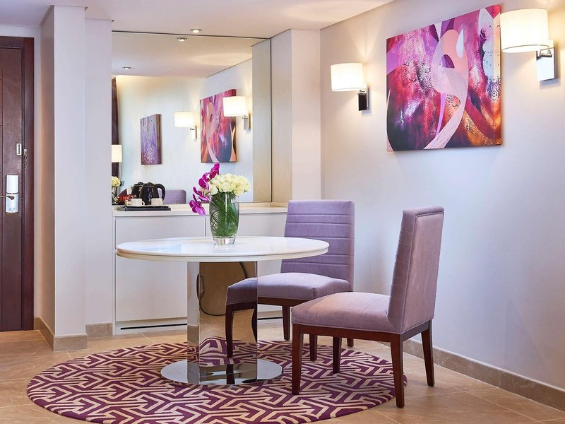 Mercure Dubai Barsha Heights Hotel Suites 35