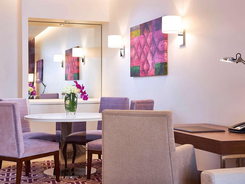 Mercure Dubai Barsha Heights Hotel Suites 44