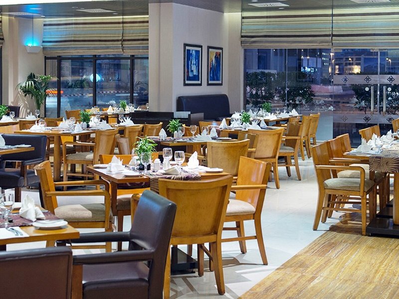 Mercure Dubai Barsha Heights Hotel Apartments 24