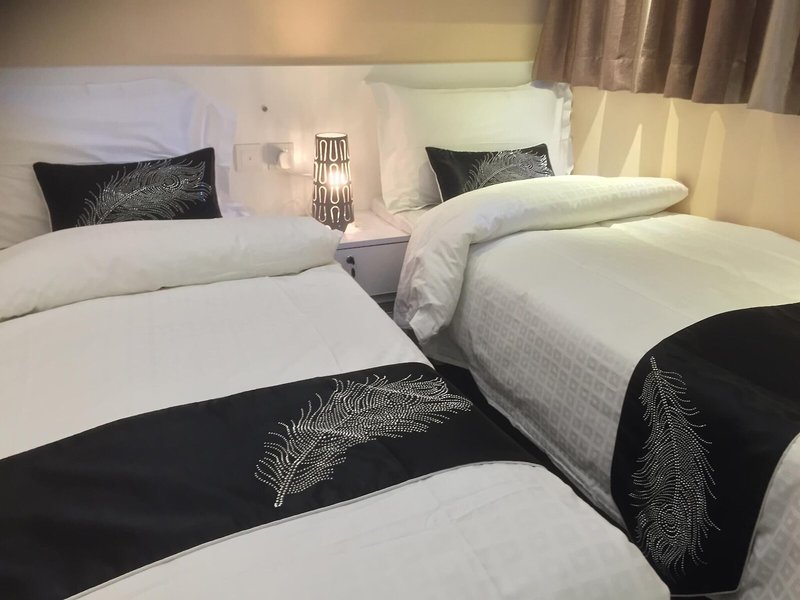 Seasons Hotel - Causeway Bay 6