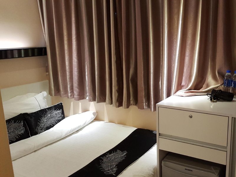 Seasons Hotel - Causeway Bay 7