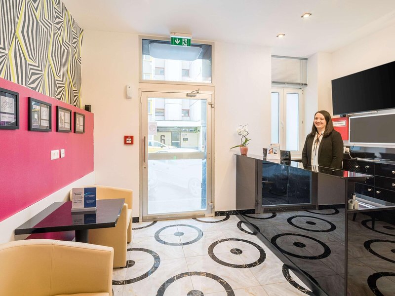 Best Western Plus Celebrity Suites 6
