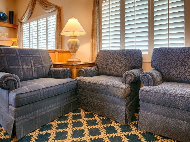 Best Western Plus A Wayfarers Inn & Suites 10 - Room Example