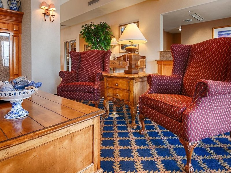 Best Western Plus A Wayfarers Inn & Suites 11 - Room Example