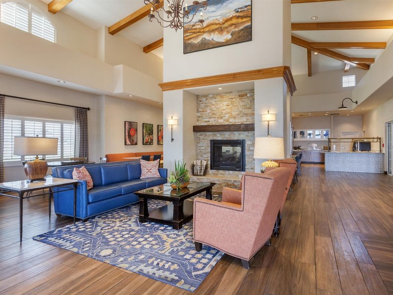 Best Western Plus A Wayfarers Inn & Suites 16 - Room Example