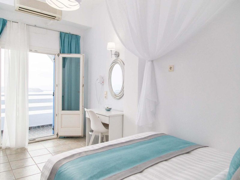 Kafieris Apartments on the cliff 7