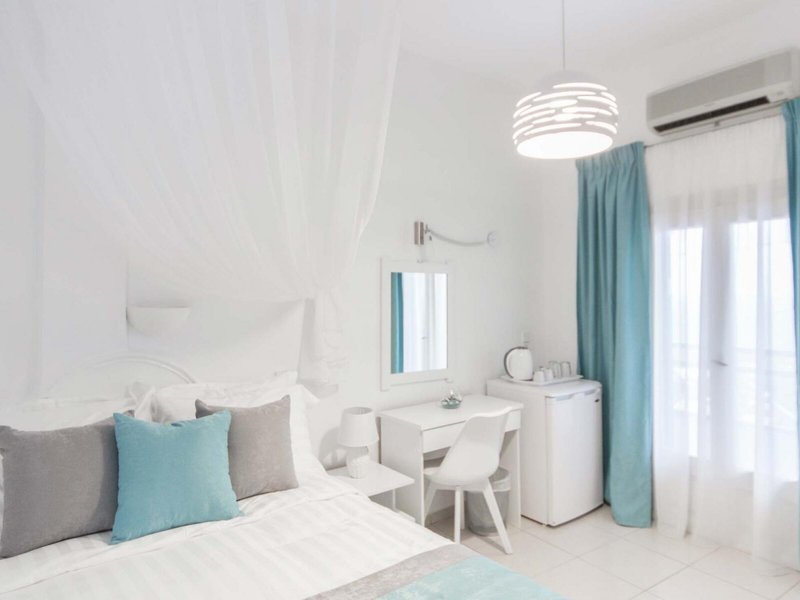 Kafieris Apartments on the cliff 8