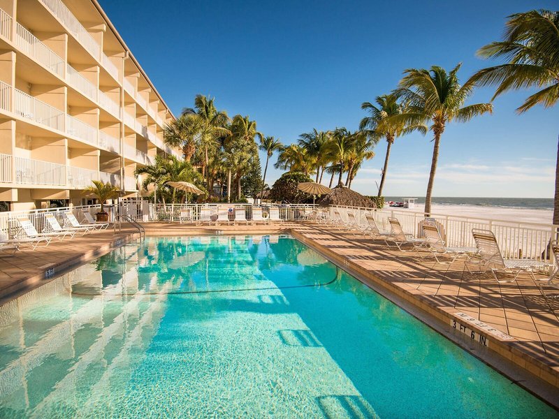 Best Western Plus Beach Resort 25