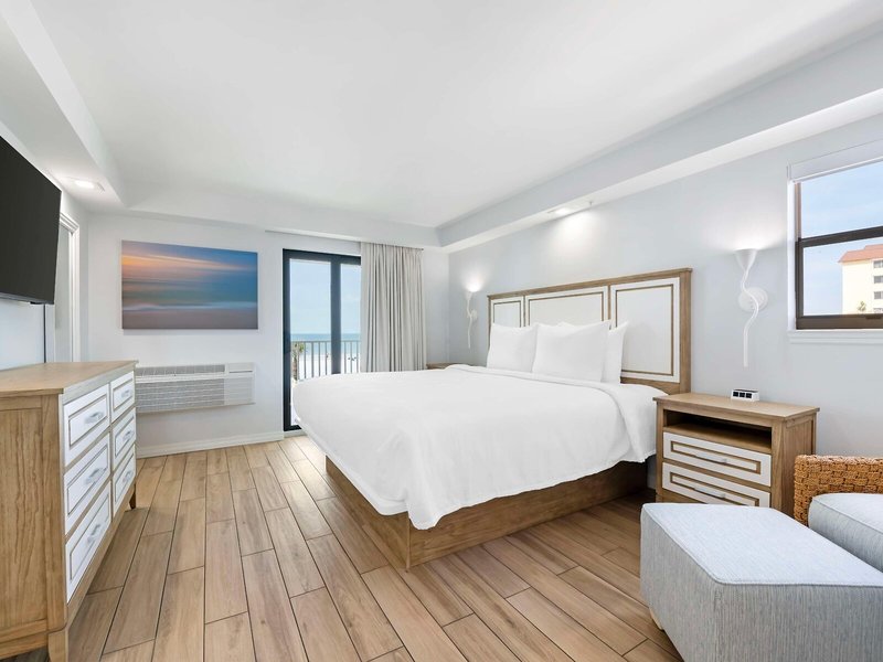 Best Western Plus Beach Resort 43