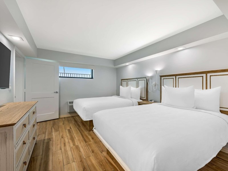 Best Western Plus Beach Resort 46