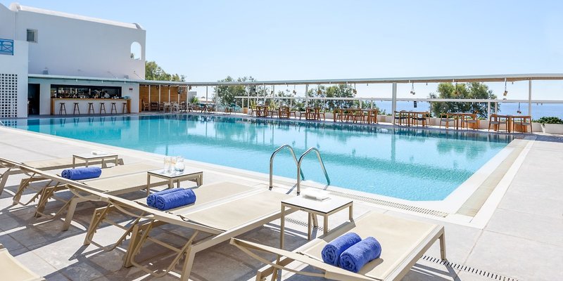 Kamari Beach Hotel 15