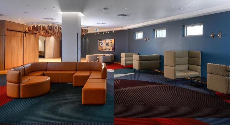 Crowne Plaza Hobart