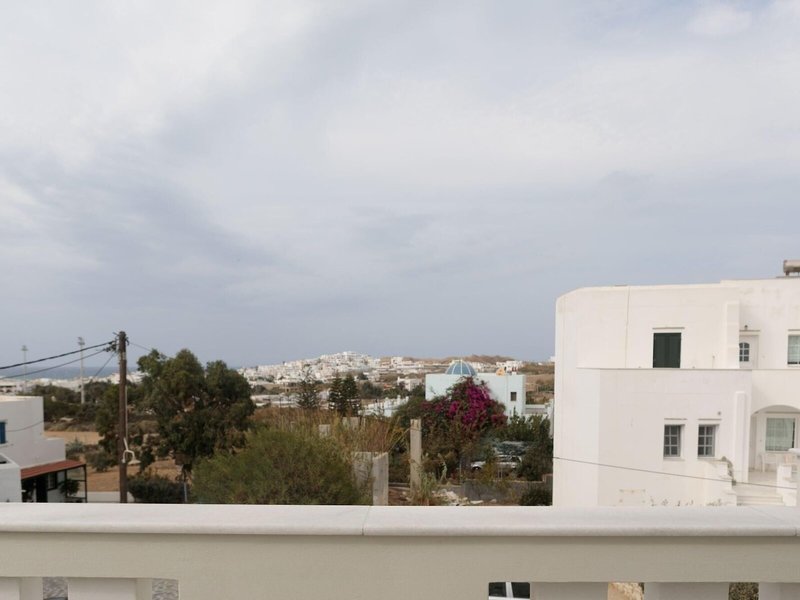 Sweet Home Naxos 1
