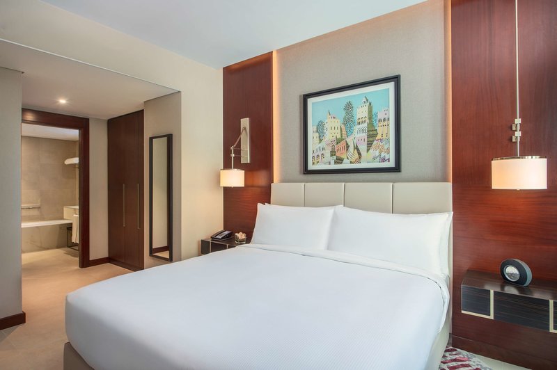Hilton Doha The Pearl 11