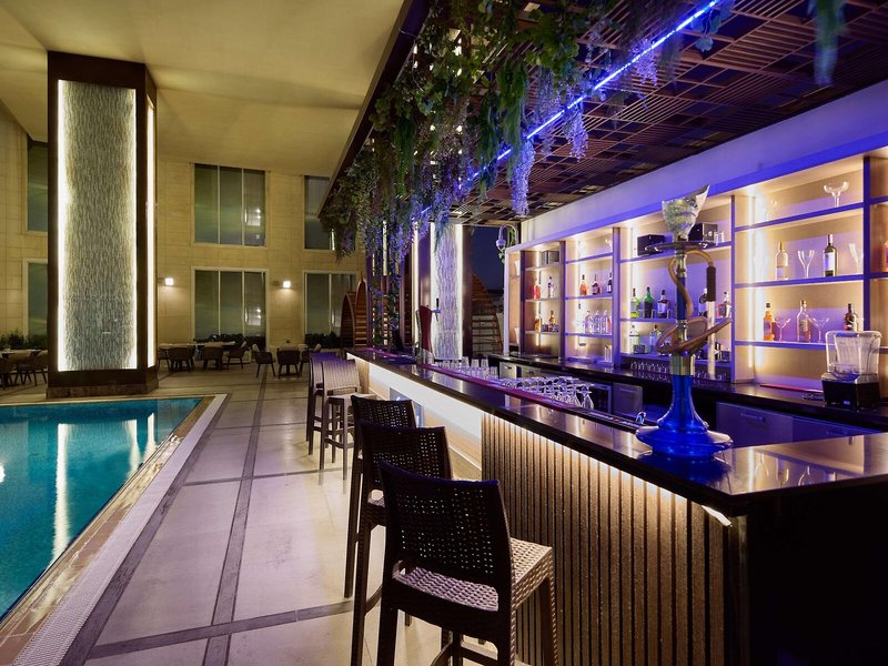 Doubletree by Hilton Doha - Al Sadd 7