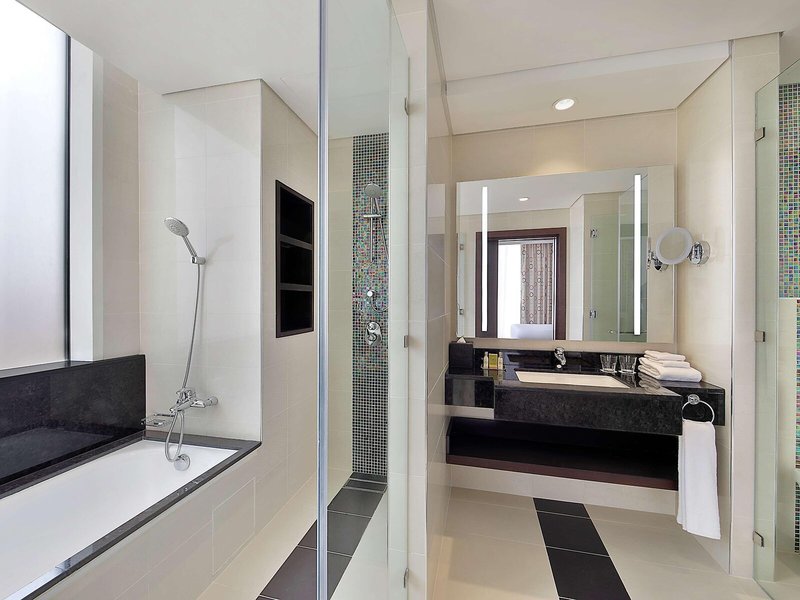 Doubletree by Hilton Doha - Al Sadd 41