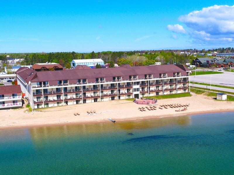 Best Western Plus Dockside Waterfront Inn