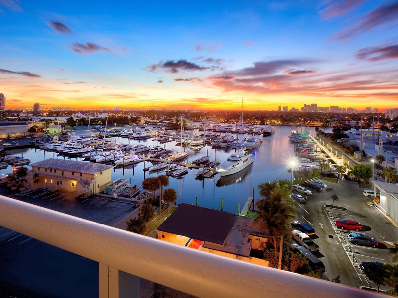 Hotel Maren Fort Lauderdale Beach, Curio Collection by Hilton 6