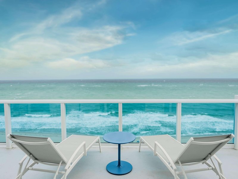 Hotel Maren Fort Lauderdale Beach, Curio Collection by Hilton 8